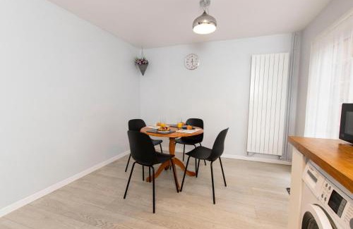 Bowthorpe Casa | 5 Guests - 2-Bed House - Bbq - Free Parking
