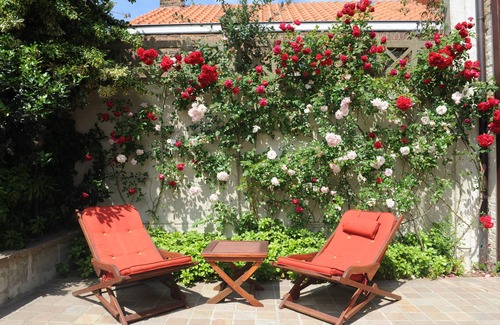 Historical Center Bruges Casa | Bellerose, 5* holiday house with cosy garden