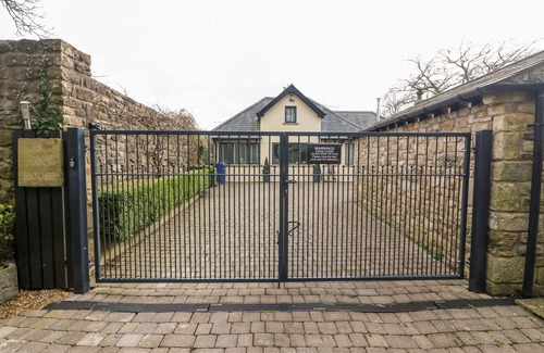 Fourstones Near Bentham Cabaña | 5 Lake House