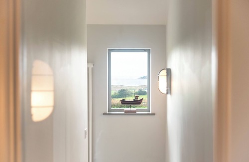 Bantham Casa | 5* large, dog-friendly holiday home with exceptional coast and countryside views