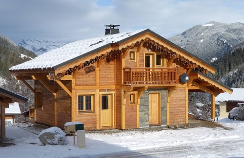 Les Contamines-Montjoie Chalet De Esquí | Chalet de lujo clasificado 5 * con magníficas vistas que incluyen nieve eterna
