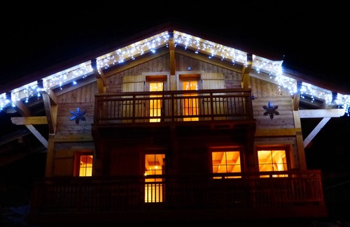 Les Contamines-Montjoie Chalet De Esquí | Chalet de lujo clasificado 5 * con magníficas vistas que incluyen nieve eterna