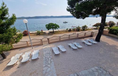 Sveti Petar Apartamento | 5 meters FROM THE SEA with private beach - 70m2 Colibri Sunset Apartments