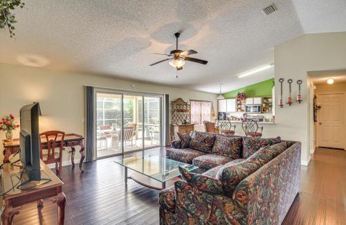 Palm Harbor Casa | 5 Mi to Beaches Family Getaway in Palm Coast!