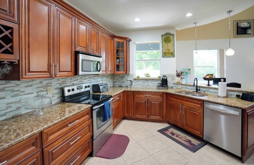 Port Saint Lucie Casa | 5 Mi to Boating! Port St Lucie Home w/Backyard