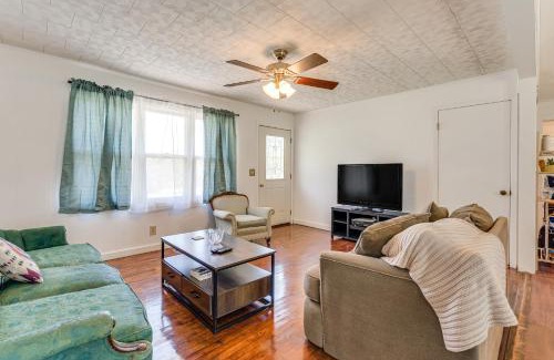 Hayesville Casa | 5 Mi to Chatuge Lake Hayesville Hideaway!
