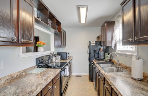 Fredericksburg Casa | 5 Mi to Dtwn Fredericksburg: Family Gem w/ Yard
