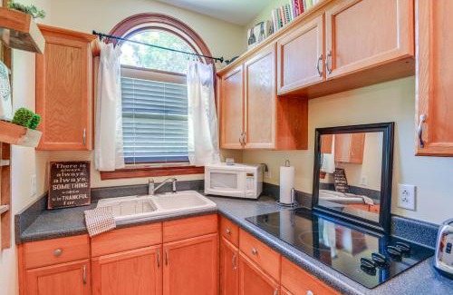 Franklin Casa | 5 Mi to Dtwn Serene Couples Retreat in Franklin!