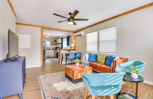 Tulsa Casa | 5 Mi to Dtwn Tulsa: Pet-Friendly Home!
