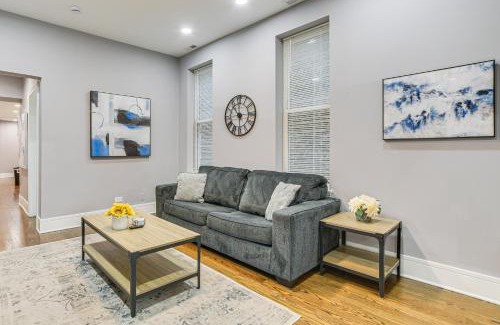 Ukrainian Village Apartamento | 5 Mi to Dtwn Ukrainian Village Apartment!