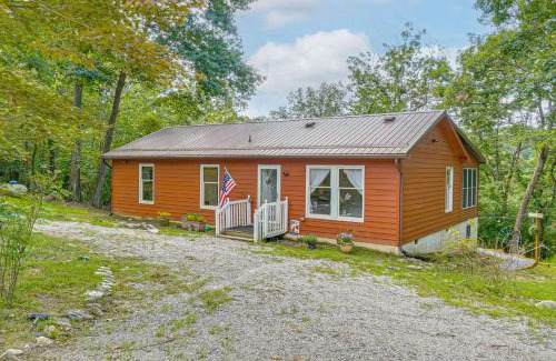 Millville Casa | 5 Mi to Harpers Ferry NHP Quiet Home with Deck
