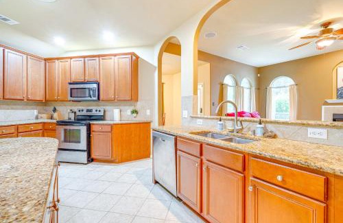 Leander Casa | 5 Mi to Lake Cedar Park Home with Outdoor Oasis