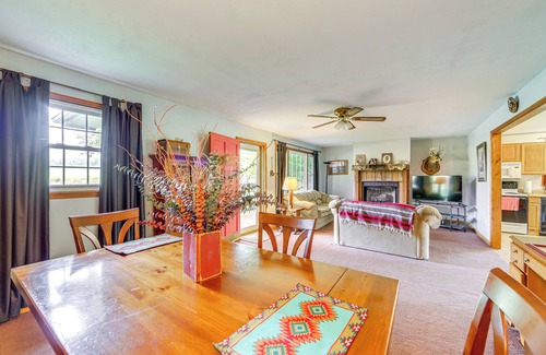 Waynesville Casa | 5 Mi to Lake Junaluska: Mtn Haven w/ Deck!