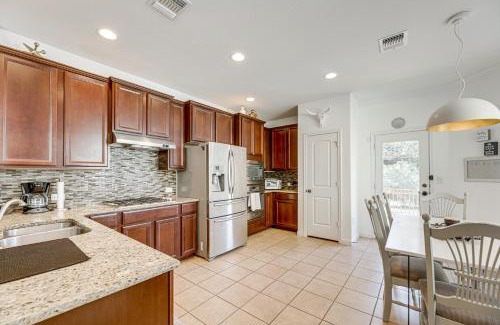 Cardinal Hills Casa | 5 Mi to Lake Travis Pet-Friendly Home with Yard!