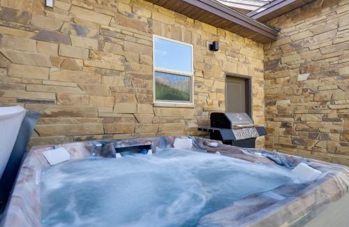 Blue River Casa | 5 Mi to Main St Breck Mtn-View Duplex with Hot Tub