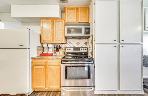 Roswell Casa | 5 Mi to UFO Museum: Roswell Home w/ Spacious Yard!