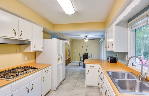 Sawyer Casa | 5 Mi to Warren Dunes - Secluded Sawyer Home!