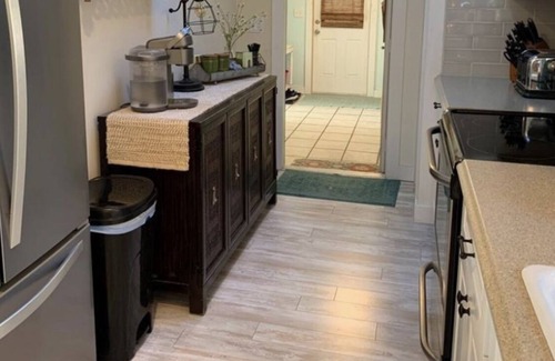 Fellowship Casa | 5 miles from WEC Cozy Cottage