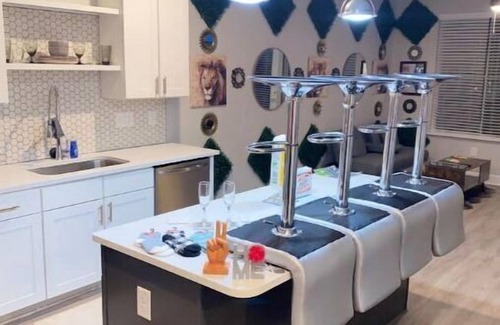 Eastside Condominio | 5 min from downtown Savannah