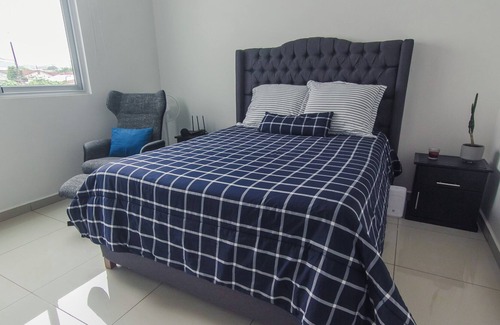Cinco Esquinas Condominio | 5 min from San Jose - Big apartment with pool&gym