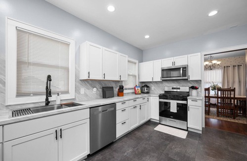 Davenport Apartamento | 5 Min to DT *Beautiful 1923 Craftsman* 6 Beds+Desk