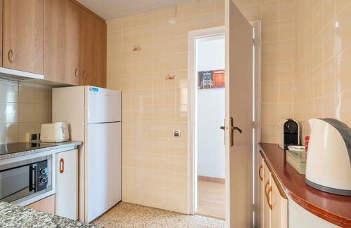 Sant Adria de Besos Apartamento | 5 min. to the sea and 15 min. to Barcelona center