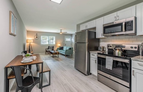 East Raleigh Apartamento | 5 mins from downtown/Free Coffee & Tea/Fast Wi-Fi