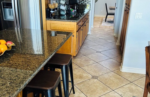 Winchester Casa | 5 Mins to Temecula Wine Country; resort-like pool spa with amazing sunset views!
