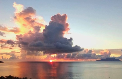 Mare Anglaise Apartamento | 5 mins walk to the beach, restaurants, bars, dive centers, car rentals etc