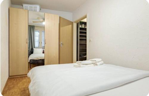 Niederdorf Apartamento | 5-mins walk to Zurich Main Station - City Center