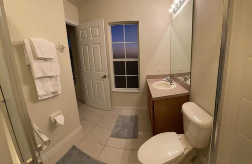 Kissimmee Complejo | 5 minues to the theme park. Family sized communy pool