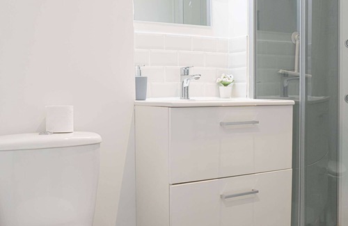 Chatellerault Apartamento | 5-minute walk from TGV station
