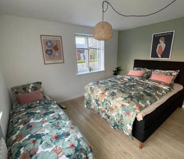 Billund Apartamento | 5 minute walk to LEGO house - 50m2 cozy apartment- D unit