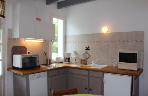 Breuillet Casa | 5 minutes from beaches country house with playground