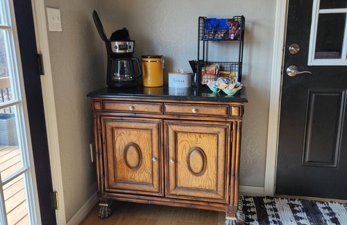 Warsaw Casa | 5 minutes from Downtown Warsaw! Remodeled Home W/Game Room, Deck & Fenced Yard.