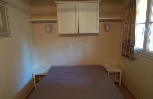 Plage de la Garonnette Apartamento | 5 minutes from Sainte Maxime, apartment RDJ 2 rooms with garden and parking