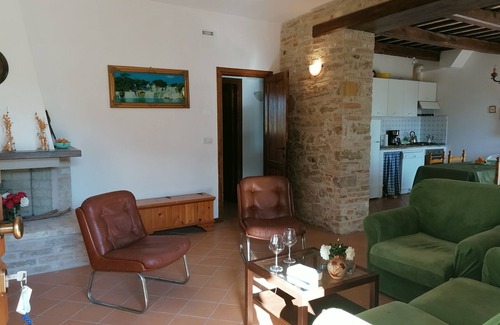 Fermo Casa | 5 minutes from the sea, panoramic terrace. the pomegranate borgocasalcristiana