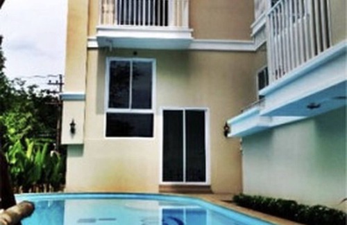 Mueang Samut Prakan District Condominio | 5 minutos de BTS Bearing, mucha comida de la calle.
