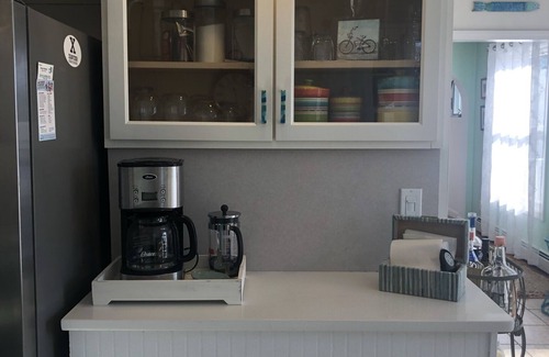 Charlestown Casa | 5 minutes to beautiful RI beaches! Inviting home with outdoor shower, fire pit.