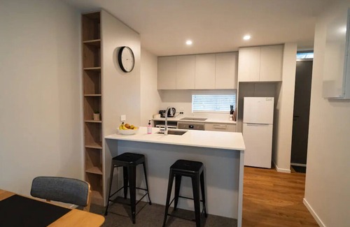 Linwood Apartamento | 5 minutes to CBD , Parking, Kid and Pet Friendly