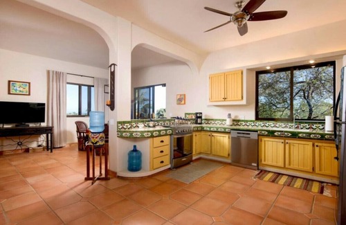 Buenos Aires Apartamento | 5 Minutes to Downtown Los Barriles, Walk to Beach