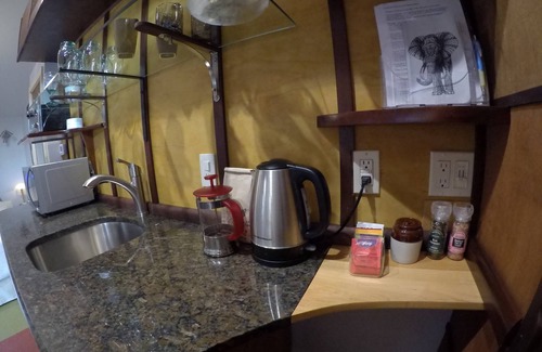 Barton Heights Apartamento | 5 minutos a todo Austin, caminar para nadar en Barton Springs, o 15 al centro de la ciudad