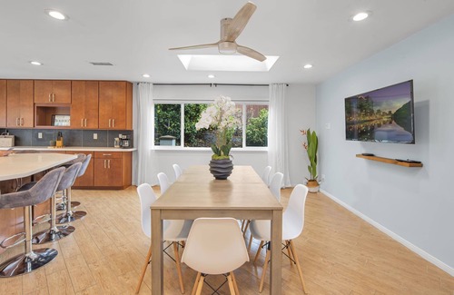 North Park Casa | 5 minutes to San Diego Zoo w/pool - The San Diego Poolside Paradise