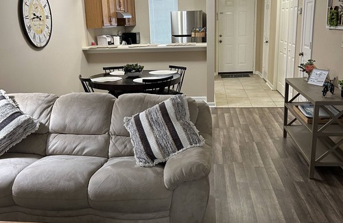 Smyrna Casa | 5 Minutes to The Battery Atlanta. Fully furnished family-sized Townhome