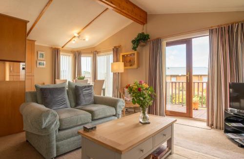 Mullacott Casa | 5 Ocean View Lodge - 3 Bed-Sleeps 6-TJS5OV