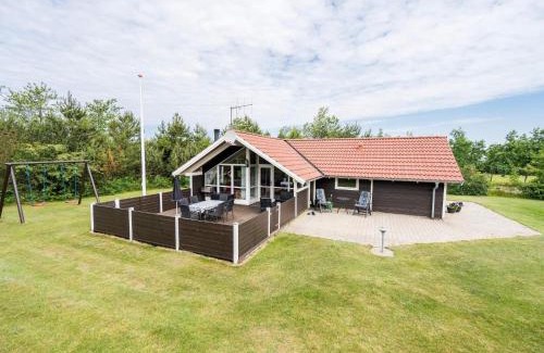 Skaven Strand Casa | 5 person holiday home in Tarm