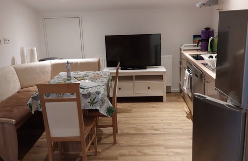 Kleinbreitenbach Apartamento | 5 person vacation apartment on the farm♡