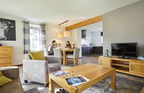 Roggel Casa | 5 persoons Comfort by Interhome
