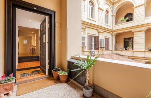 San Giovanni Casa | 5 rooms Apartment for 7 people near Coloseum
