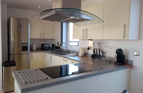 Llanelli Apartamento | 5 * Self Catering Penthouse, Llanelli, playa, vistas al mar, paseos, golf, ciclo.